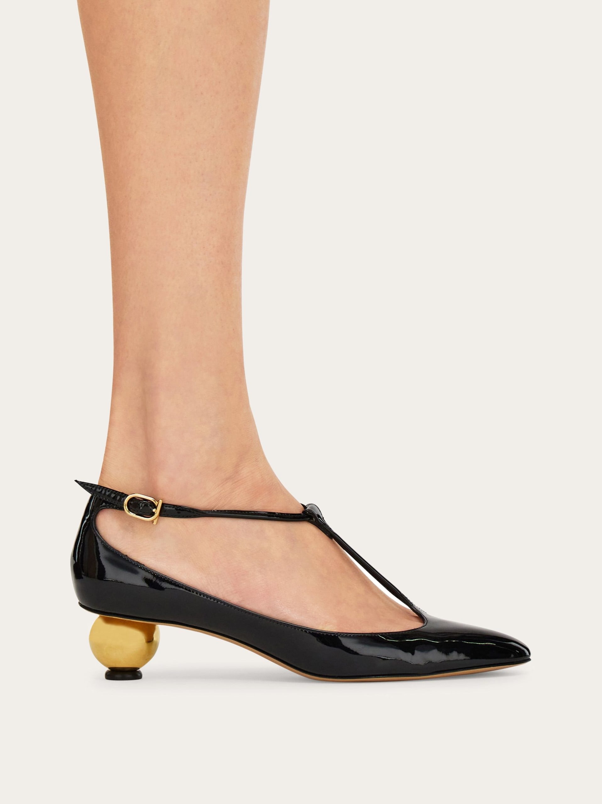Ferragamo Spherical heel T-strap pump - Image 5